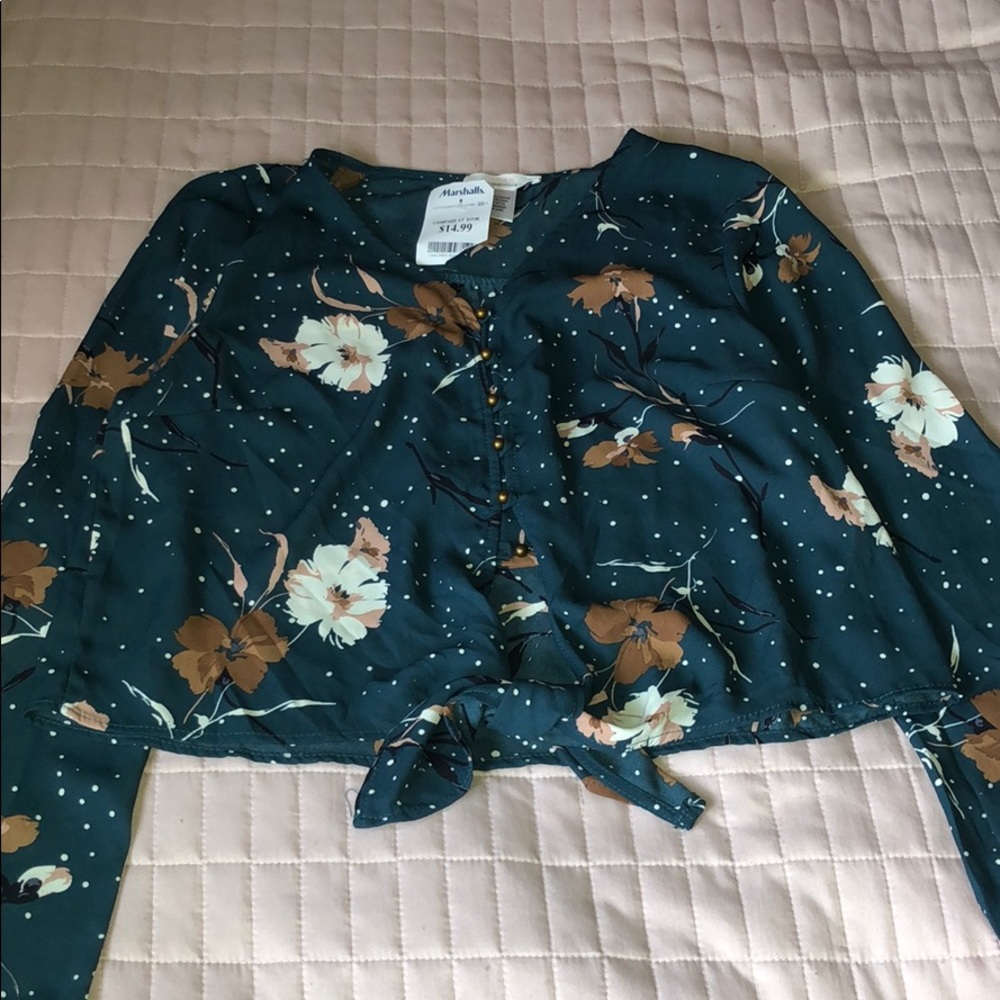 Flare sleeve floral silk top